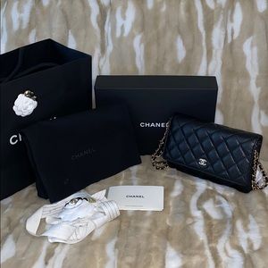 For SALE BRANDNEW IN BOX CHANEL WALLET ON CHAIN